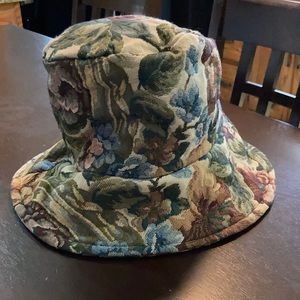 Reversible hat